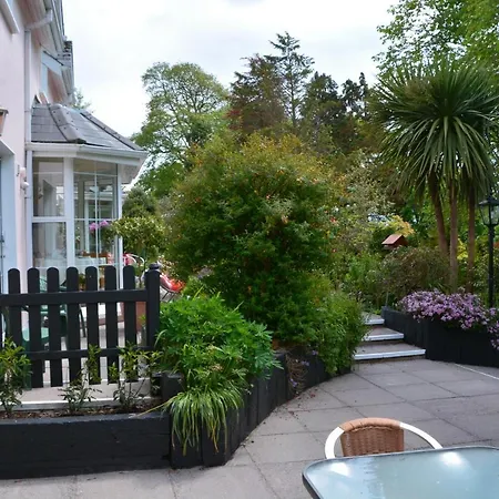 The Grove Guest house 4*