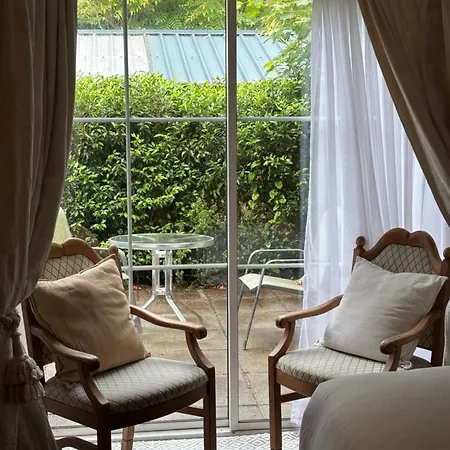 格罗夫小屋旅馆 招待所