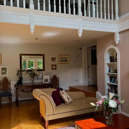 格罗夫小屋旅馆