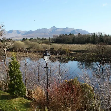 بيت ضيافة The Grove 4*